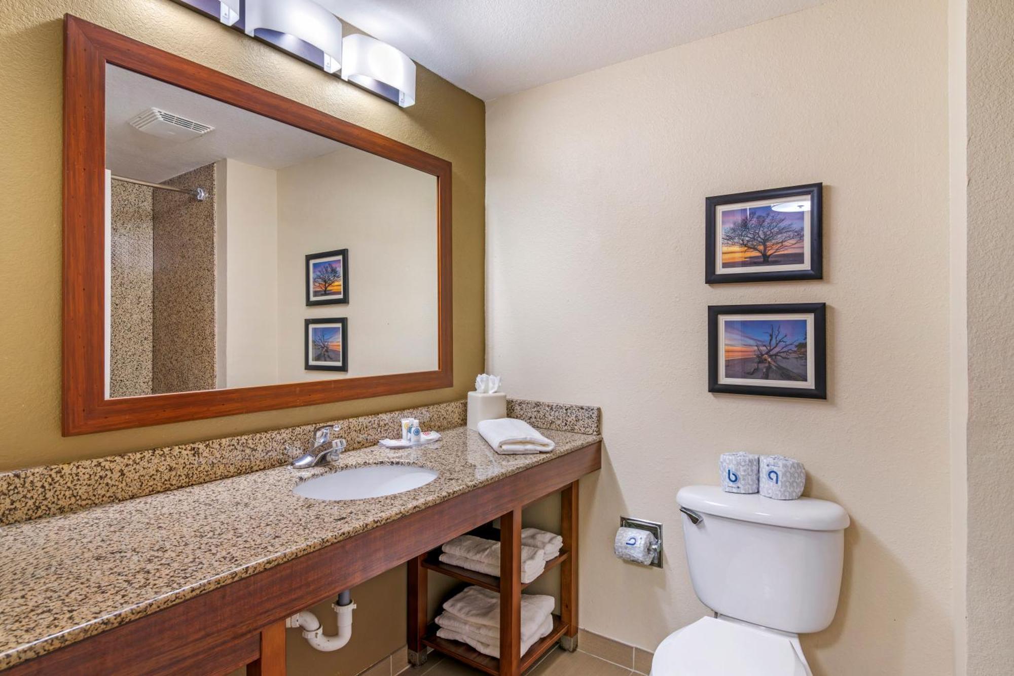 Comfort Suites Брансвік Екстер'єр фото